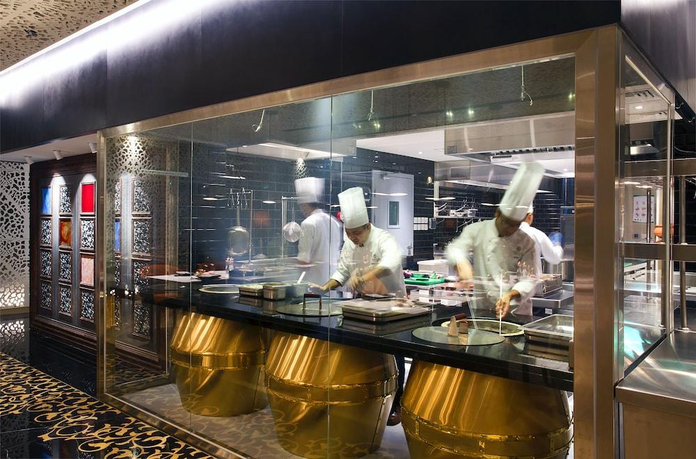 Grayton Hotel By Blazon Hotels Dubai Bagian luar foto